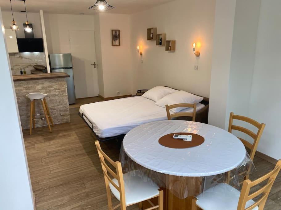 Appartement Residence Vacances Amandier Arles Eksteriør bilde